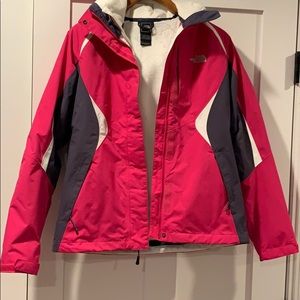 LIKE NEW North Face Women’s 3 in 1 Jacket System